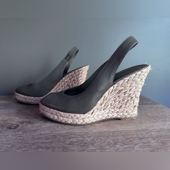 Banana Republic Muted Olive Green Slingback Wedge Heels SZ 7.5 Raffia Slingback - Picture 1 of 11